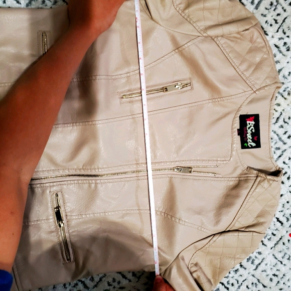 Tan Jacket - Picture 8 of 8